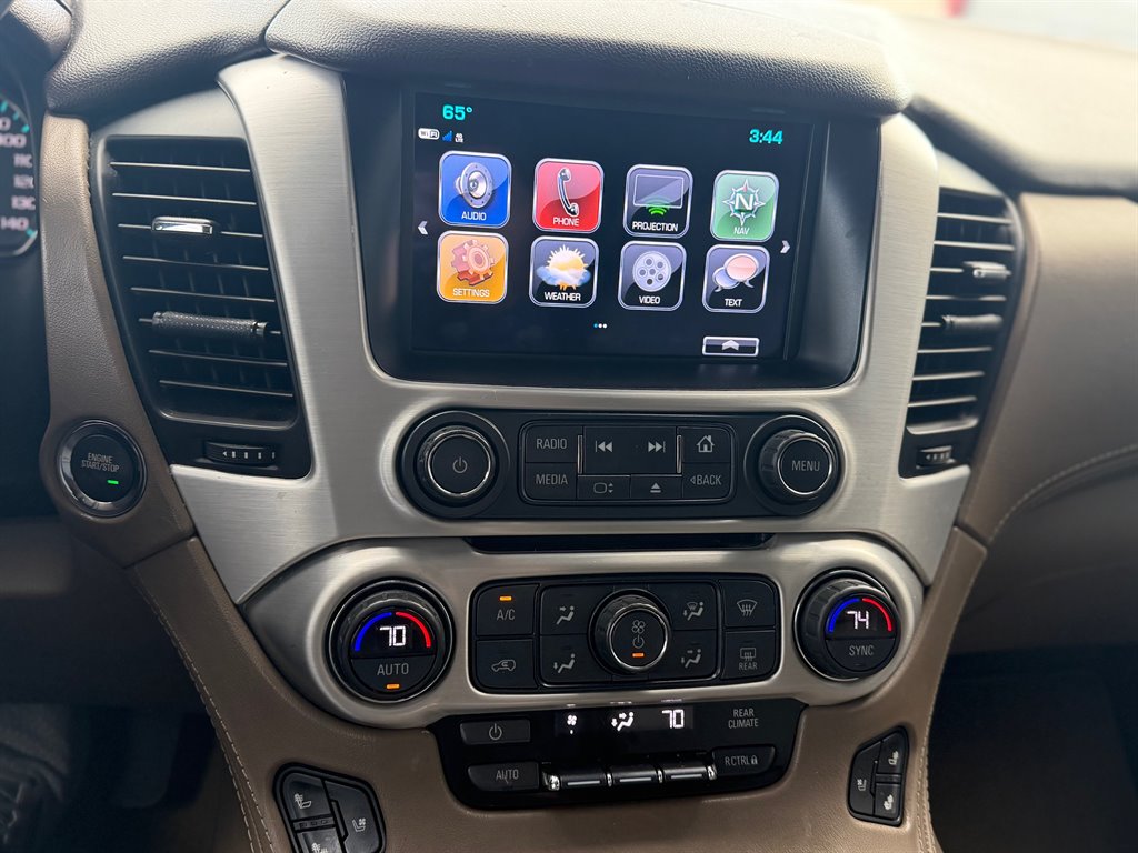 2017 GMC Yukon XL SLT - Photo 10