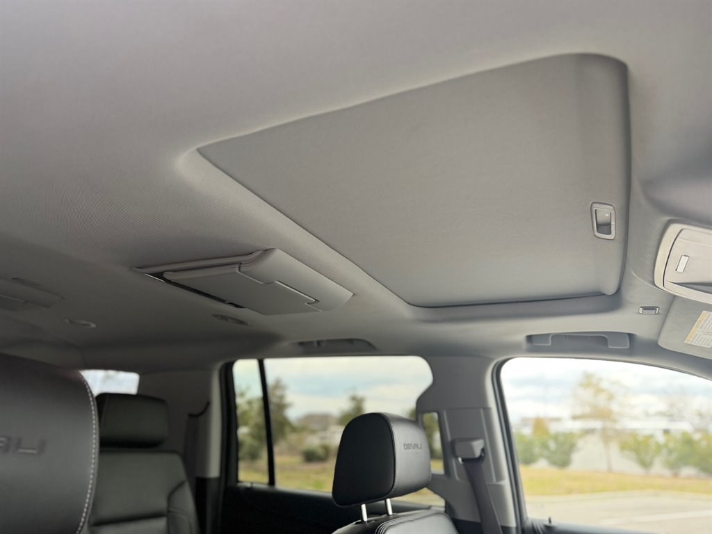 2016 GMC Yukon XL Denali - Photo 6
