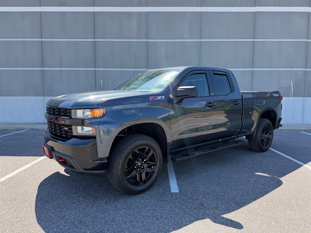 2019 Chevrolet Silverado 1500 Custom Trail Boss 4X4 Double Cab Std Box's photo